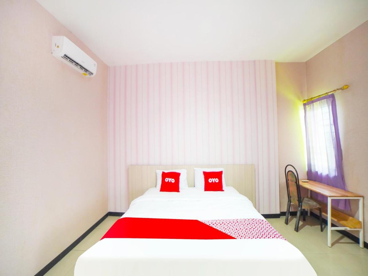 Oyo 91283 Sg Premium Guest House Medan Ngoại thất bức ảnh