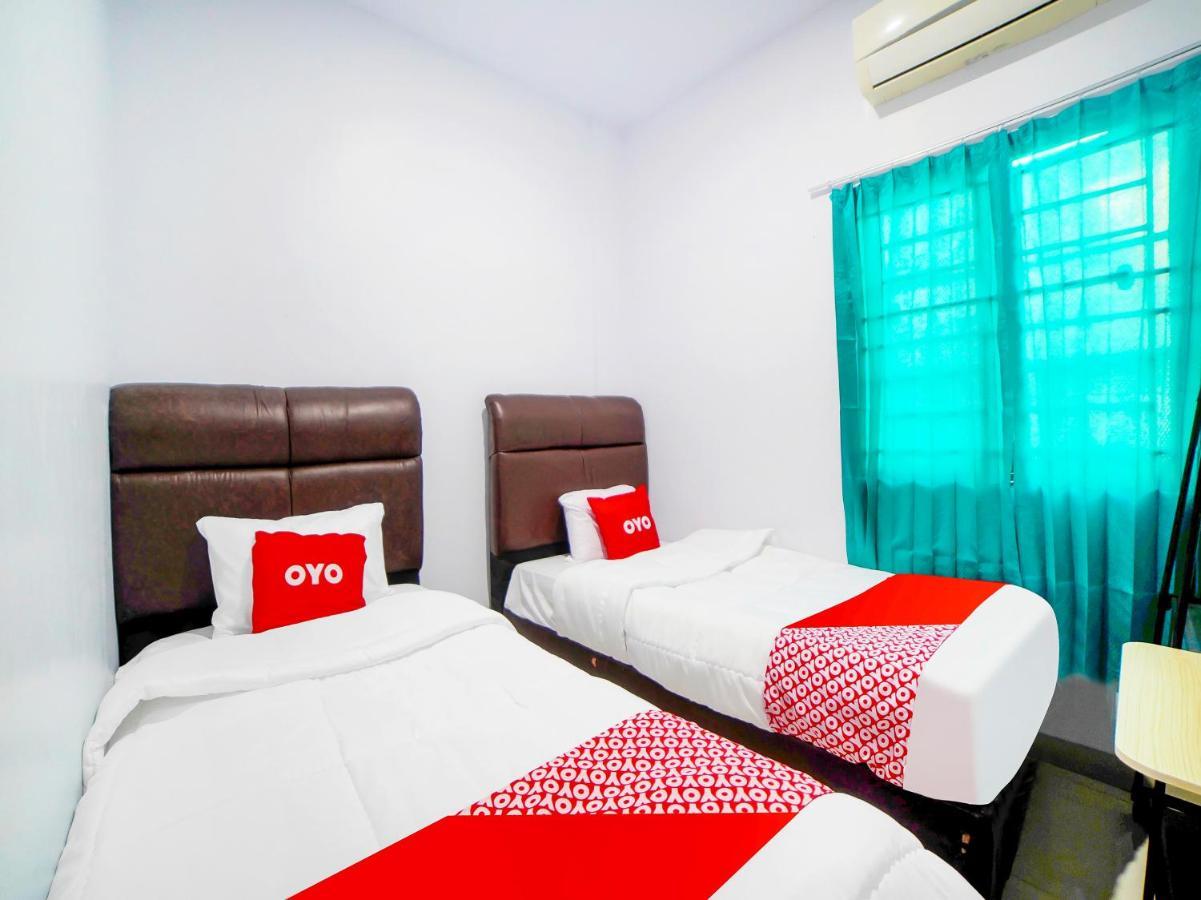 Oyo 91283 Sg Premium Guest House Medan Ngoại thất bức ảnh